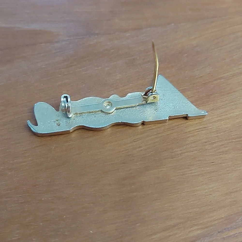 Avon Gold Tone Script Pin/Brooch - Picture 4 of 4